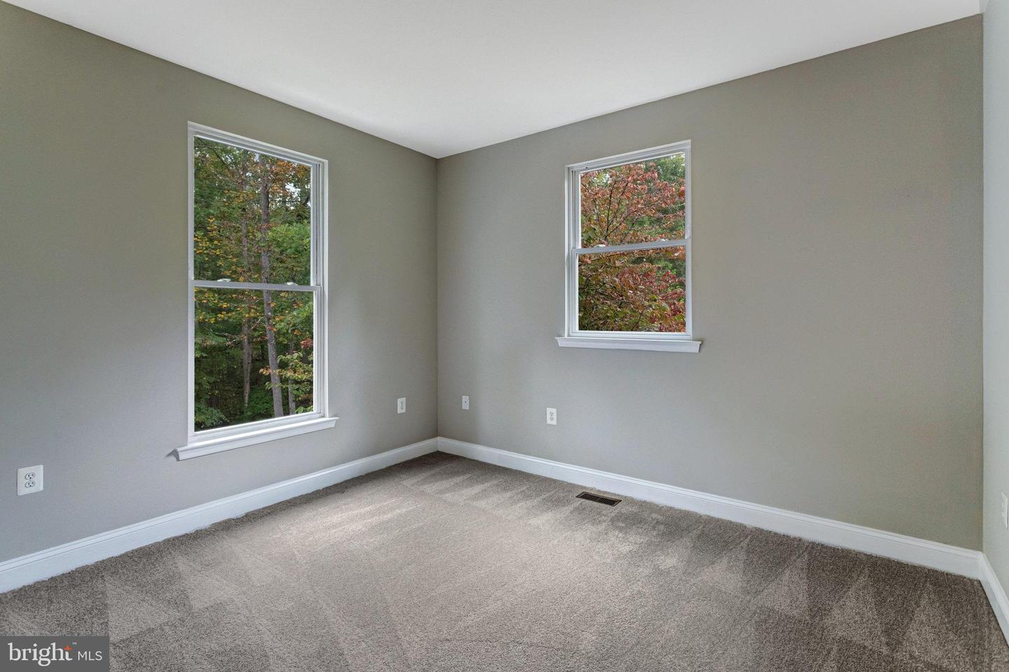 5536 KEYSER RD, HUME, Virginia 22639, 4 Bedrooms Bedrooms, 15 Rooms Rooms,3 BathroomsBathrooms,Residential,For sale,5536 KEYSER RD,VAFQ2018126 MLS # VAFQ2018126