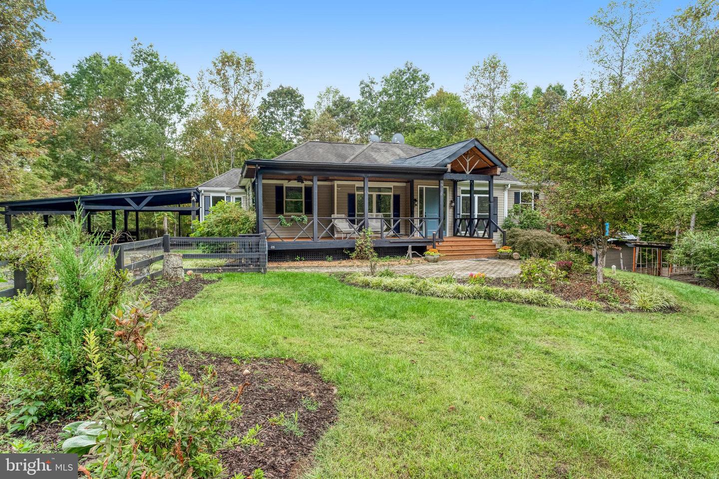 5536 KEYSER RD, HUME, Virginia 22639, 4 Bedrooms Bedrooms, 15 Rooms Rooms,3 BathroomsBathrooms,Residential,For sale,5536 KEYSER RD,VAFQ2018126 MLS # VAFQ2018126
