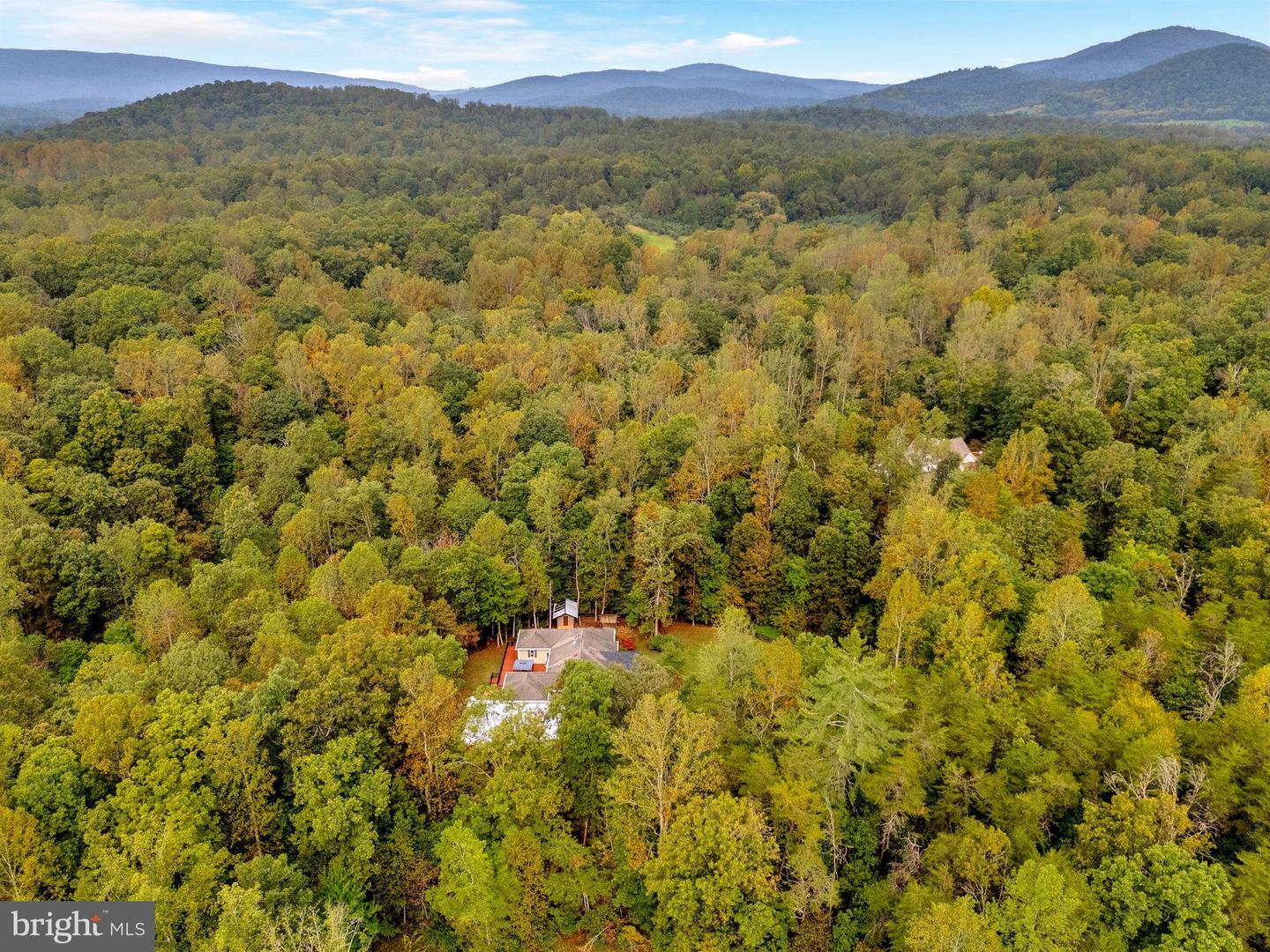 5536 KEYSER RD, HUME, Virginia 22639, 4 Bedrooms Bedrooms, 15 Rooms Rooms,3 BathroomsBathrooms,Residential,For sale,5536 KEYSER RD,VAFQ2018126 MLS # VAFQ2018126