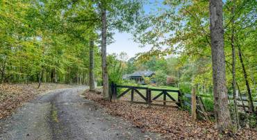 5536 KEYSER RD, HUME, Virginia 22639, 4 Bedrooms Bedrooms, 15 Rooms Rooms,3 BathroomsBathrooms,Residential,For sale,5536 KEYSER RD,VAFQ2018126 MLS # VAFQ2018126