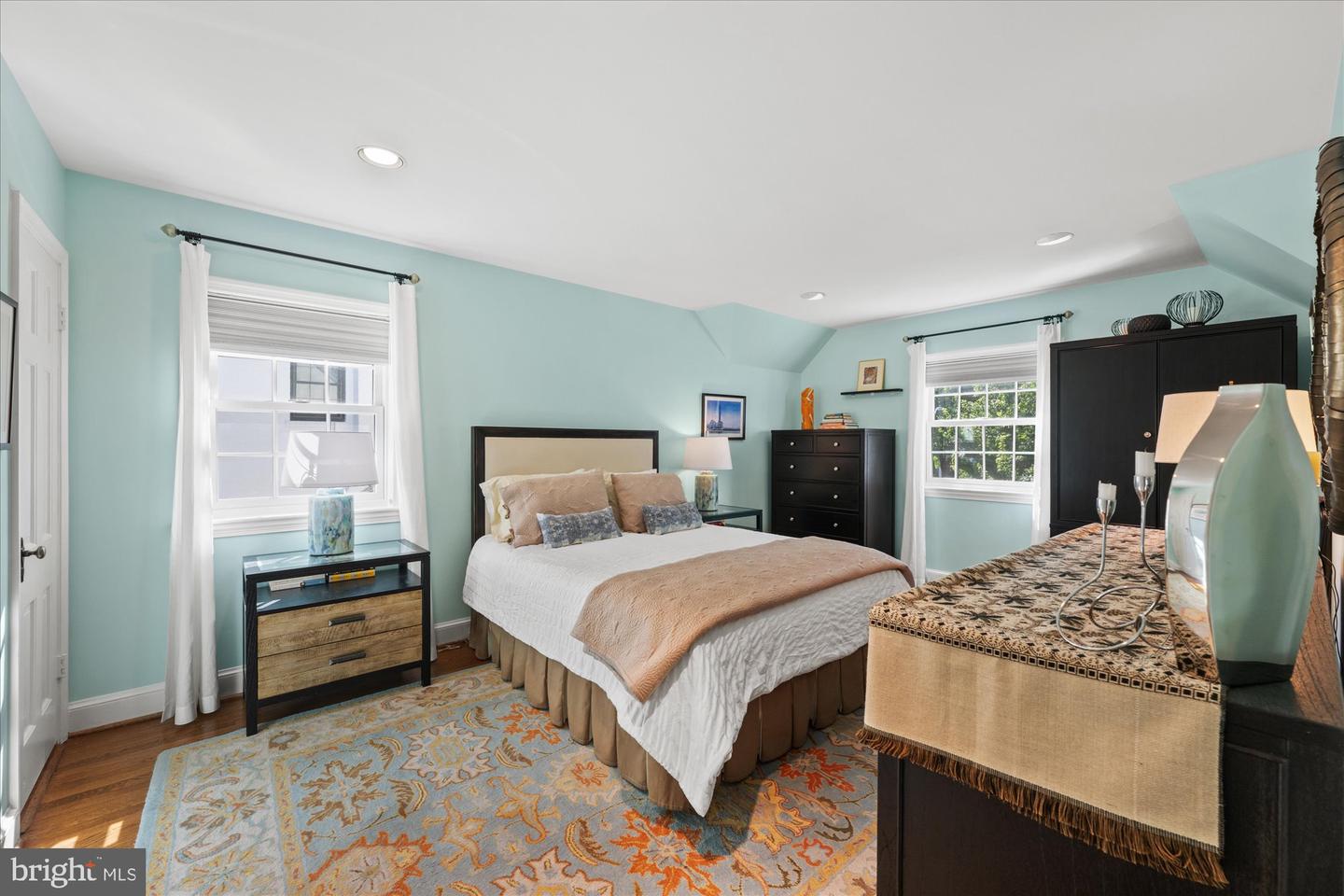 4337 VERPLANCK PL NW, WASHINGTON, District Of Columbia 20016, 3 Bedrooms Bedrooms, ,3 BathroomsBathrooms,Residential,For sale,4337 VERPLANCK PL NW,DCDC2217580 MLS # DCDC2217580