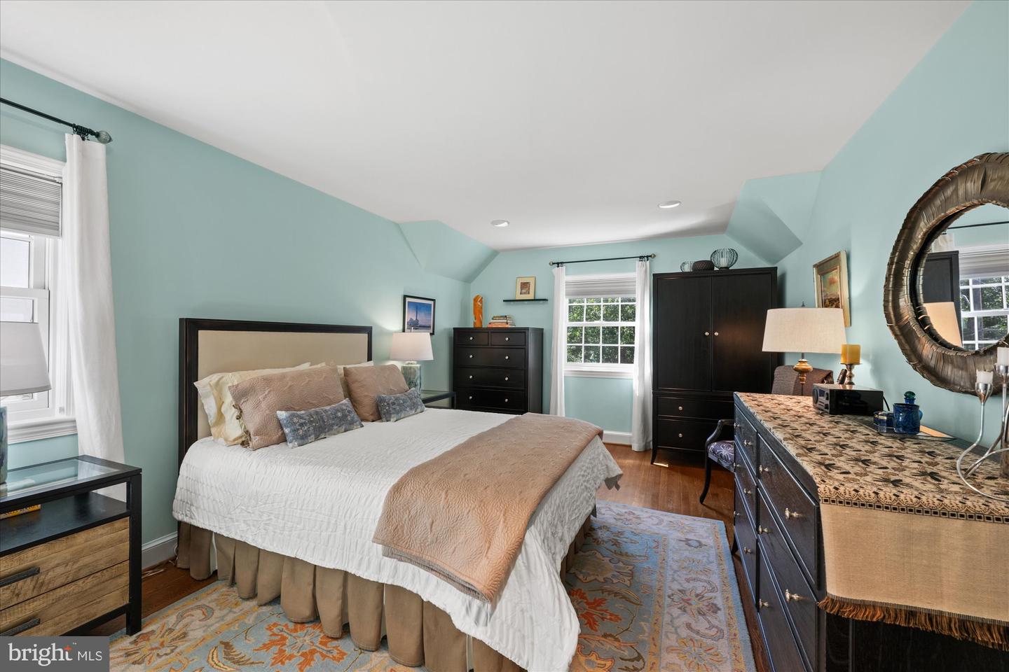 4337 VERPLANCK PL NW, WASHINGTON, District Of Columbia 20016, 3 Bedrooms Bedrooms, ,3 BathroomsBathrooms,Residential,For sale,4337 VERPLANCK PL NW,DCDC2217580 MLS # DCDC2217580