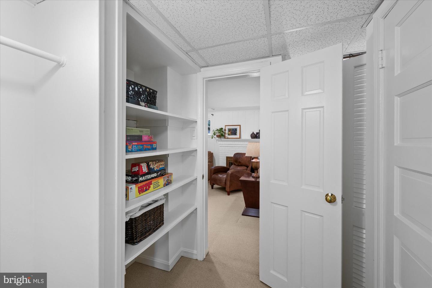 4337 VERPLANCK PL NW, WASHINGTON, District Of Columbia 20016, 3 Bedrooms Bedrooms, ,3 BathroomsBathrooms,Residential,For sale,4337 VERPLANCK PL NW,DCDC2217580 MLS # DCDC2217580