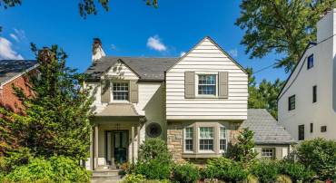 4337 VERPLANCK PL NW, WASHINGTON, District Of Columbia 20016, 3 Bedrooms Bedrooms, ,3 BathroomsBathrooms,Residential,For sale,4337 VERPLANCK PL NW,DCDC2217580 MLS # DCDC2217580
