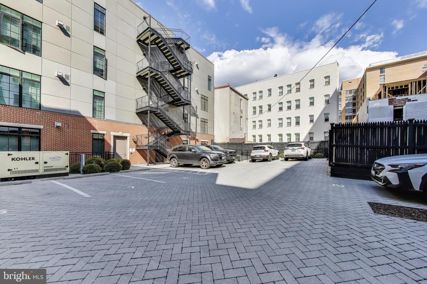 2122 N ST NW #5, WASHINGTON, District Of Columbia 20037, 2 Bedrooms Bedrooms, ,2 BathroomsBathrooms,Residential,For sale,2122 N ST NW #5,DCDC2217588 MLS # DCDC2217588