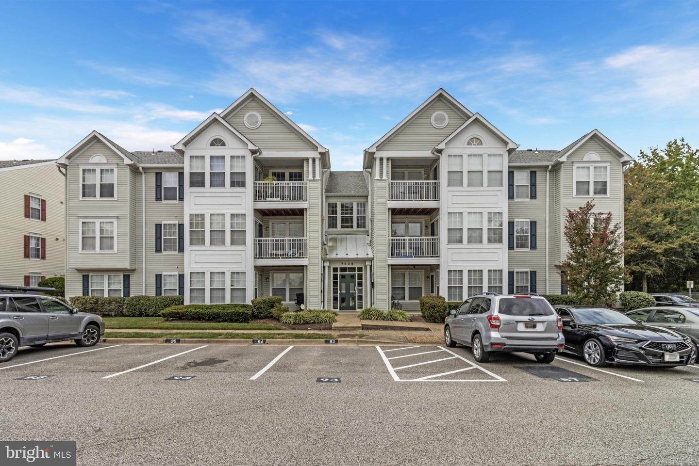 7525-C SNOWPEA CT #87, ALEXANDRIA, Virginia 22306, 2 Bedrooms Bedrooms, ,2 BathroomsBathrooms,Residential,For sale,7525-C SNOWPEA CT #87,VAFX2264450 MLS # VAFX2264450