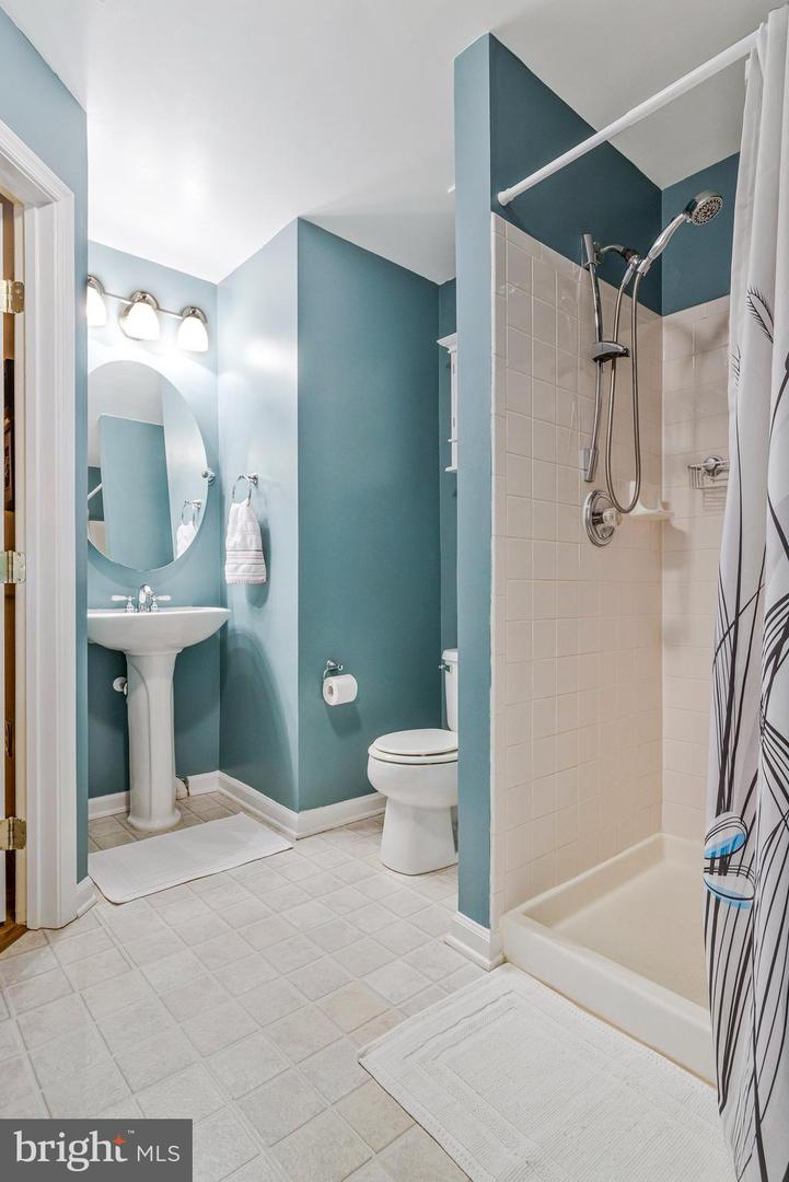 7525-C SNOWPEA CT #87, ALEXANDRIA, Virginia 22306, 2 Bedrooms Bedrooms, ,2 BathroomsBathrooms,Residential,For sale,7525-C SNOWPEA CT #87,VAFX2264450 MLS # VAFX2264450