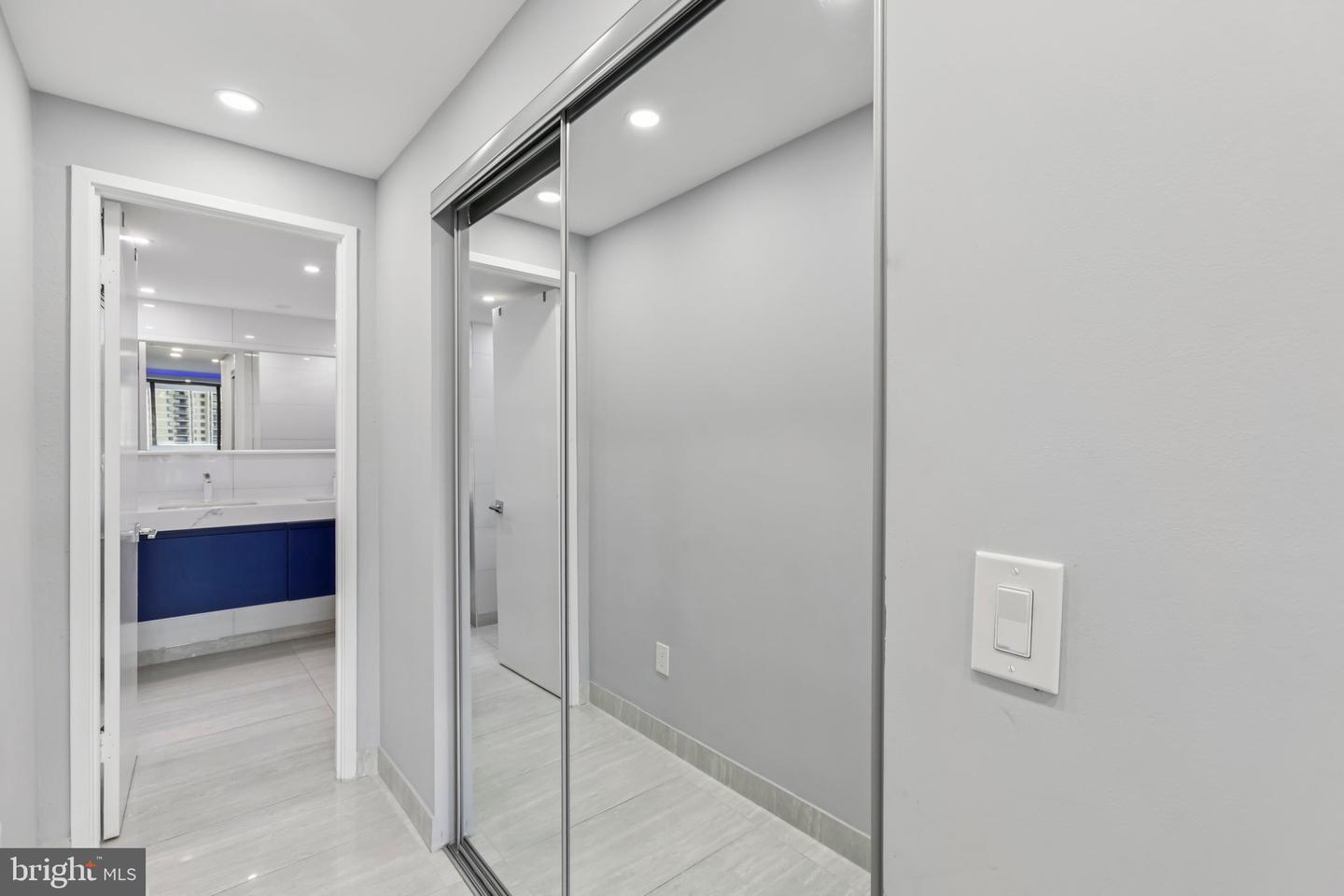 6101 EDSALL RD #1502, ALEXANDRIA, Virginia 22304, 2 Bedrooms Bedrooms, ,2 BathroomsBathrooms,Residential,For sale,6101 EDSALL RD #1502,VAAX2049224 MLS # VAAX2049224