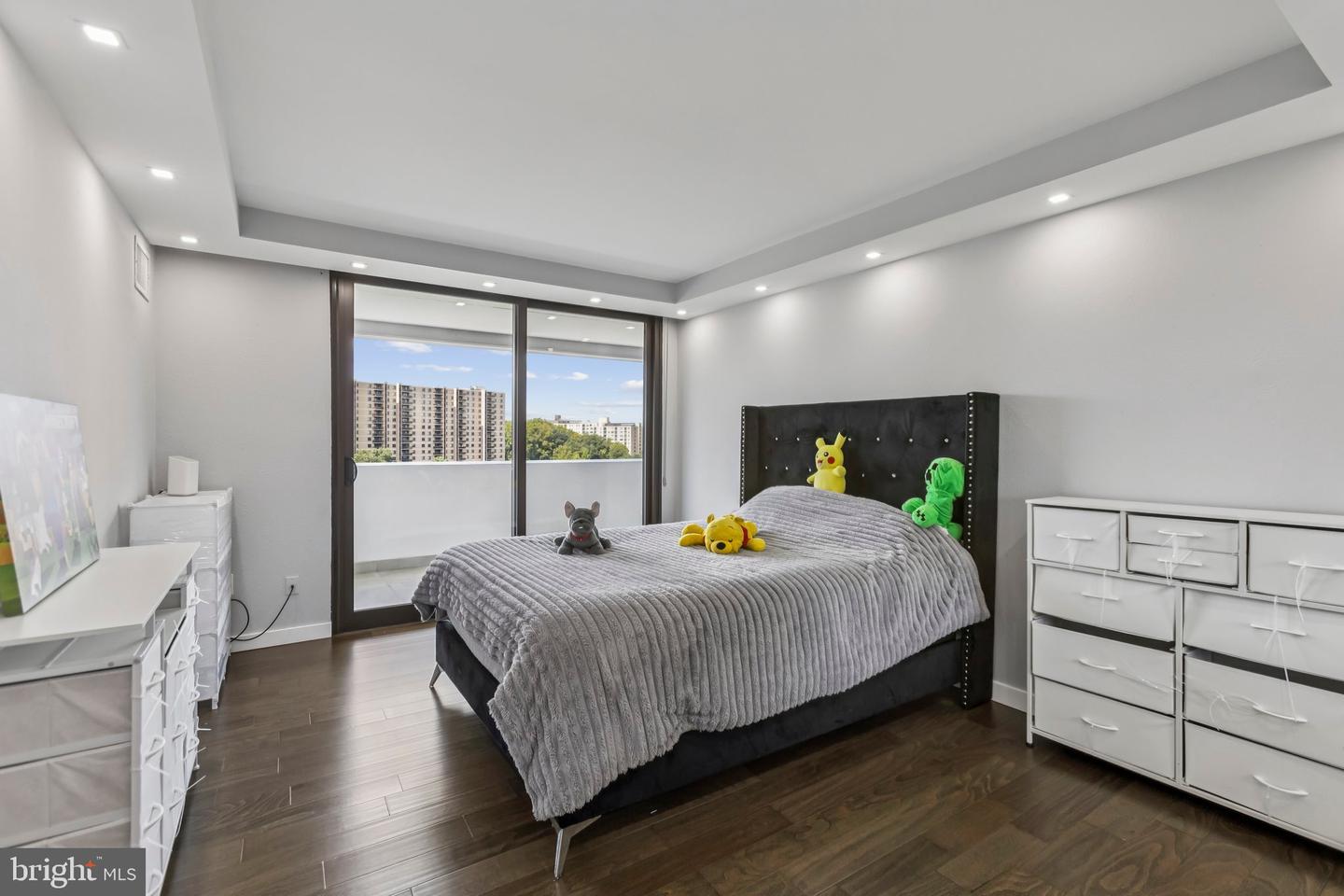 6101 EDSALL RD #1502, ALEXANDRIA, Virginia 22304, 2 Bedrooms Bedrooms, ,2 BathroomsBathrooms,Residential,For sale,6101 EDSALL RD #1502,VAAX2049224 MLS # VAAX2049224