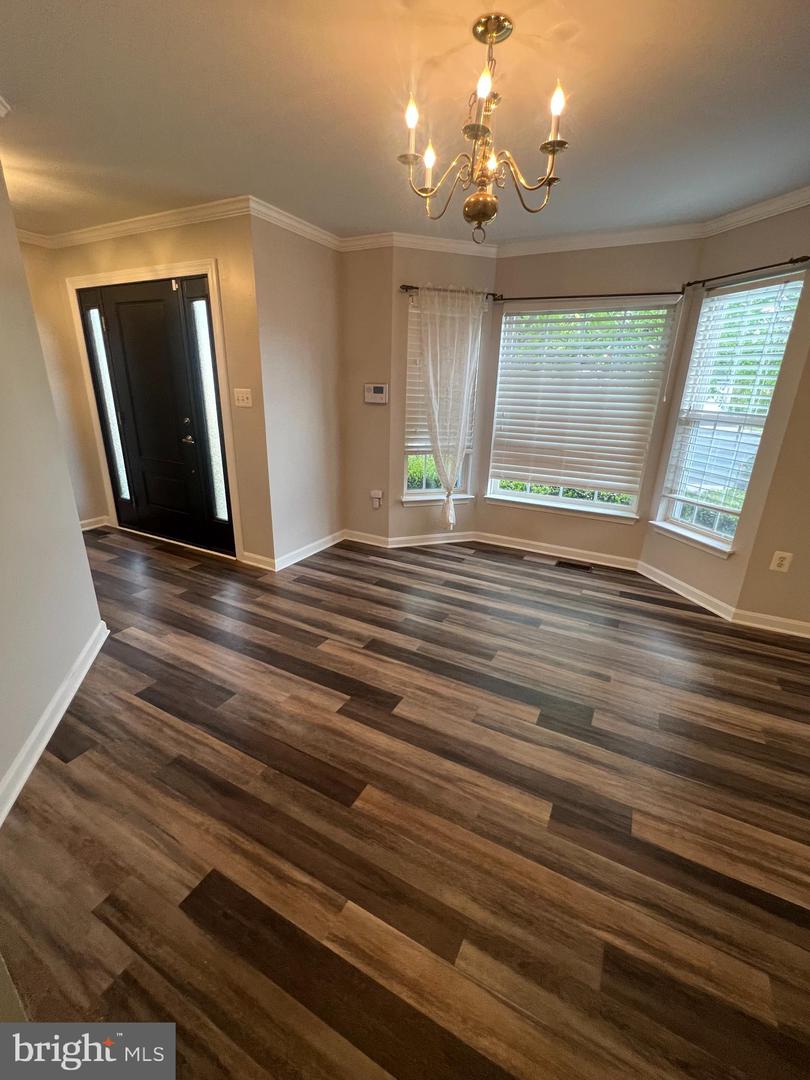 6803 ROBNEL CT, FREDERICKSBURG, Virginia 22407, 4 Bedrooms Bedrooms, ,3 BathroomsBathrooms,Residential,For sale,6803 ROBNEL CT,VASP2035980 MLS # VASP2035980
