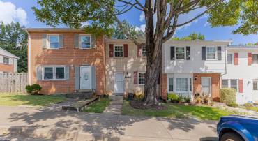 14603 EARLHAM CT, WOODBRIDGE, Virginia 22193, 3 Bedrooms Bedrooms, 11 Rooms Rooms,1 BathroomBathrooms,Residential,For sale,14603 EARLHAM CT,VAPW2103178 MLS # VAPW2103178