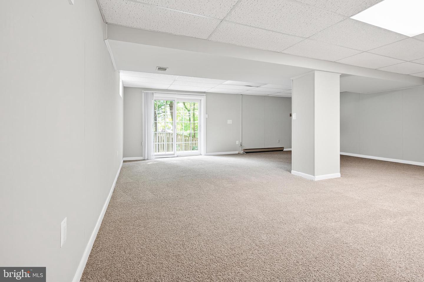 8105 VIOLA ST, SPRINGFIELD, Virginia 22152, 4 Bedrooms Bedrooms, ,2 BathroomsBathrooms,Residential,For sale,8105 VIOLA ST,VAFX2264808 MLS # VAFX2264808