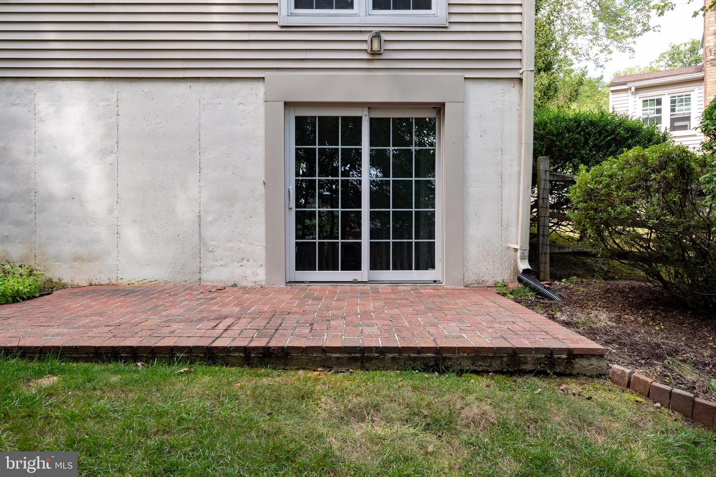 8105 VIOLA ST, SPRINGFIELD, Virginia 22152, 4 Bedrooms Bedrooms, ,2 BathroomsBathrooms,Residential,For sale,8105 VIOLA ST,VAFX2264808 MLS # VAFX2264808