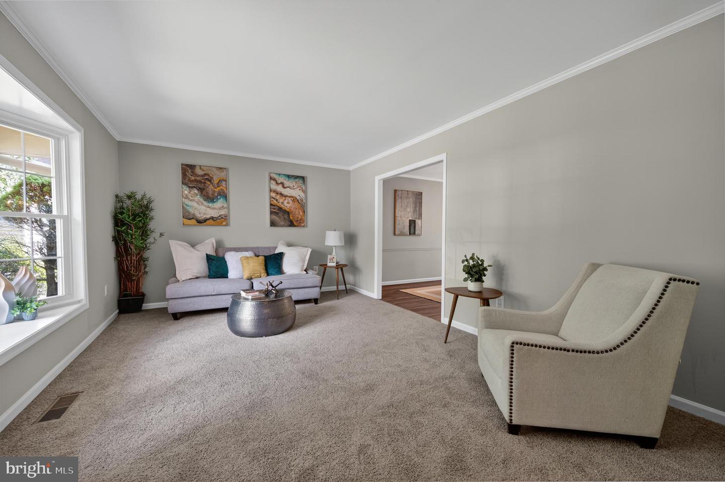 8105 VIOLA ST, SPRINGFIELD, Virginia 22152, 4 Bedrooms Bedrooms, ,2 BathroomsBathrooms,Residential,For sale,8105 VIOLA ST,VAFX2264808 MLS # VAFX2264808