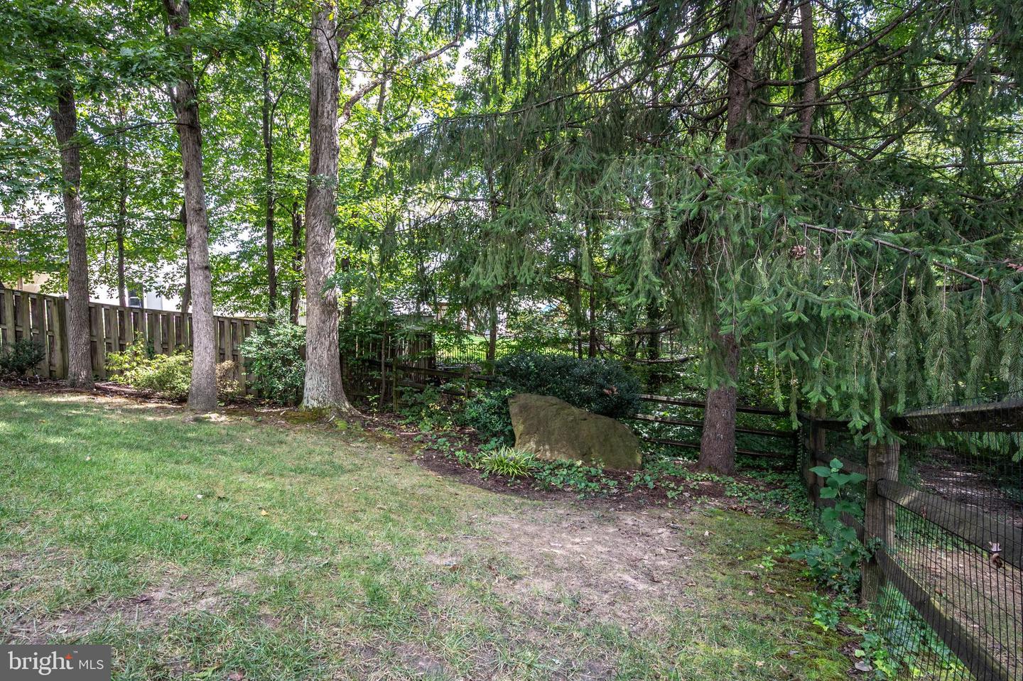 8105 VIOLA ST, SPRINGFIELD, Virginia 22152, 4 Bedrooms Bedrooms, ,2 BathroomsBathrooms,Residential,For sale,8105 VIOLA ST,VAFX2264808 MLS # VAFX2264808