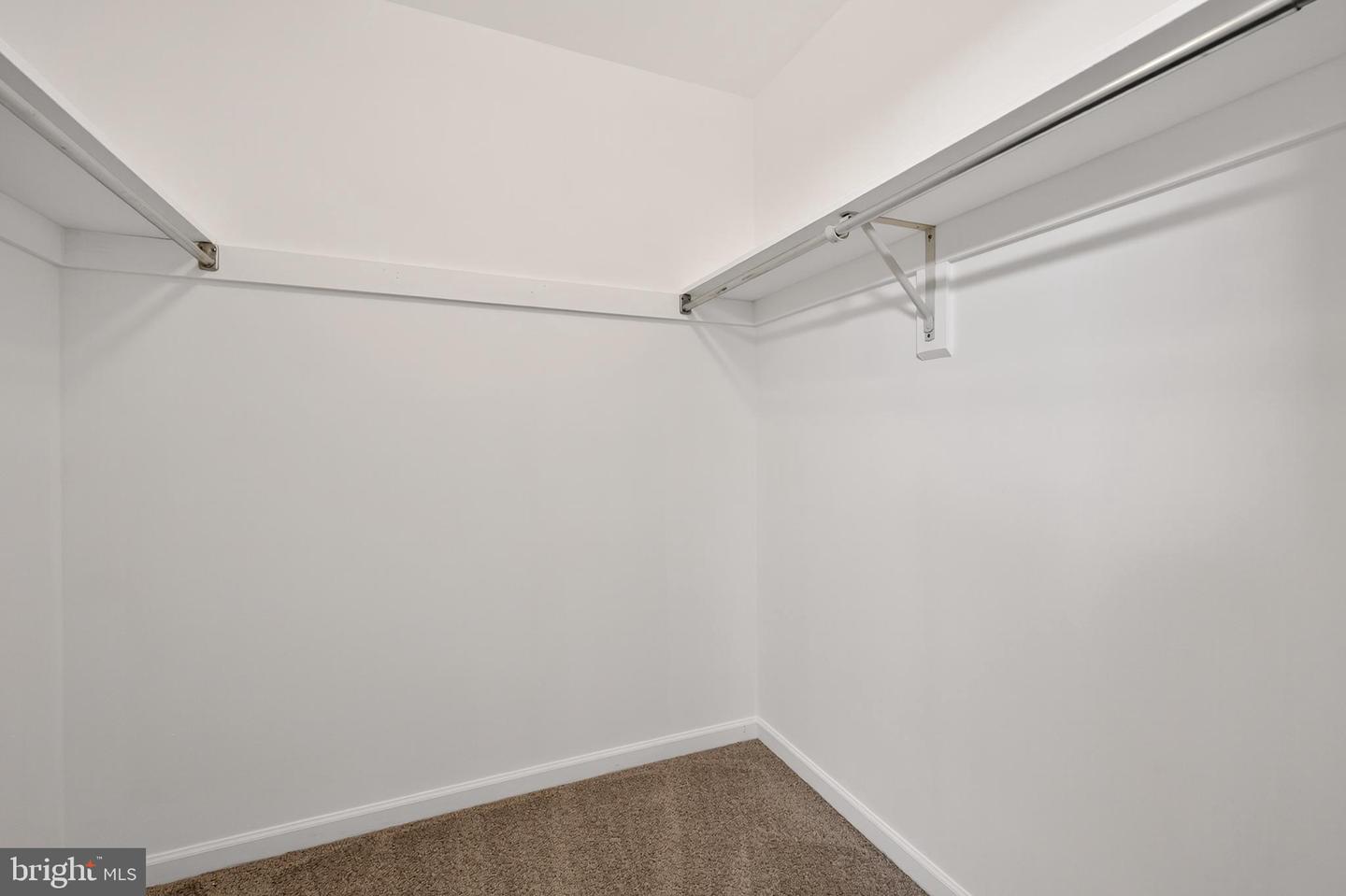 8105 VIOLA ST, SPRINGFIELD, Virginia 22152, 4 Bedrooms Bedrooms, ,2 BathroomsBathrooms,Residential,For sale,8105 VIOLA ST,VAFX2264808 MLS # VAFX2264808