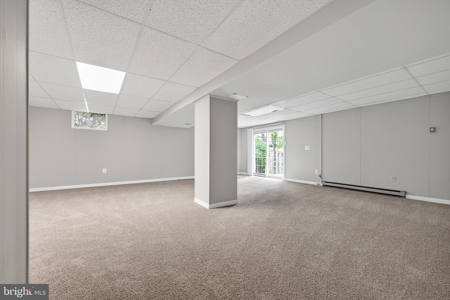 8105 VIOLA ST, SPRINGFIELD, Virginia 22152, 4 Bedrooms Bedrooms, ,2 BathroomsBathrooms,Residential,For sale,8105 VIOLA ST,VAFX2264808 MLS # VAFX2264808