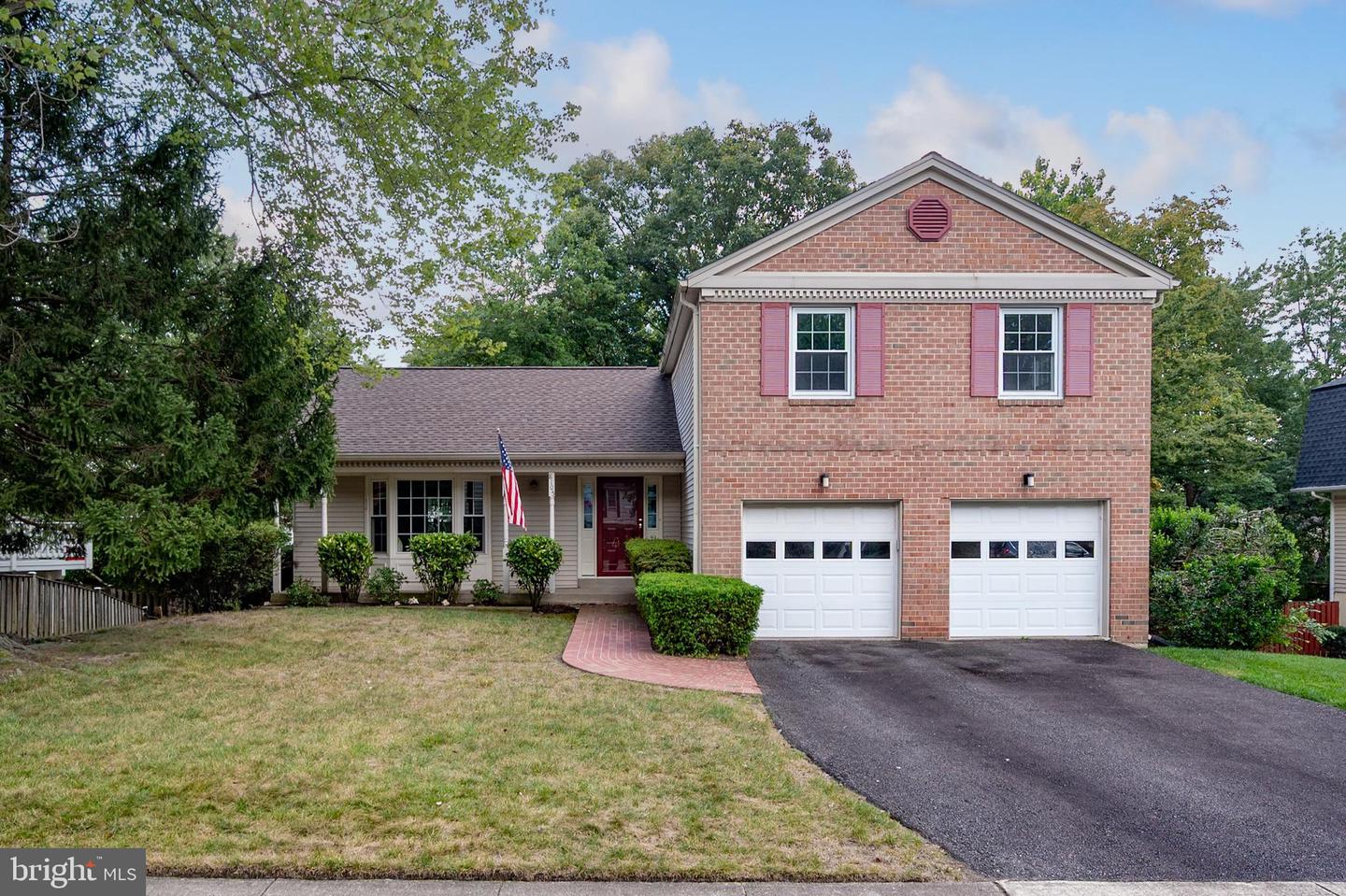8105 VIOLA ST, SPRINGFIELD, Virginia 22152, 4 Bedrooms Bedrooms, ,2 BathroomsBathrooms,Residential,For sale,8105 VIOLA ST,VAFX2264808 MLS # VAFX2264808