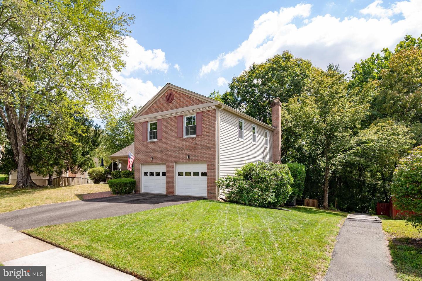 8105 VIOLA ST, SPRINGFIELD, Virginia 22152, 4 Bedrooms Bedrooms, ,2 BathroomsBathrooms,Residential,For sale,8105 VIOLA ST,VAFX2264808 MLS # VAFX2264808