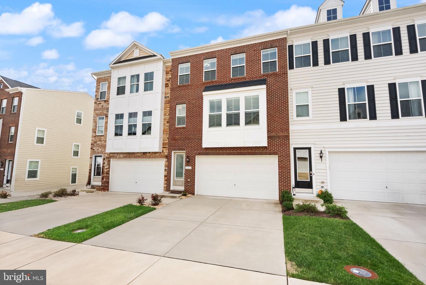 4087 ELIZABETH REED WAY, WOODBRIDGE, Virginia 22192, 3 Bedrooms Bedrooms, ,3 BathroomsBathrooms,Residential,For sale,4087 ELIZABETH REED WAY,VAPW2103312 MLS # VAPW2103312