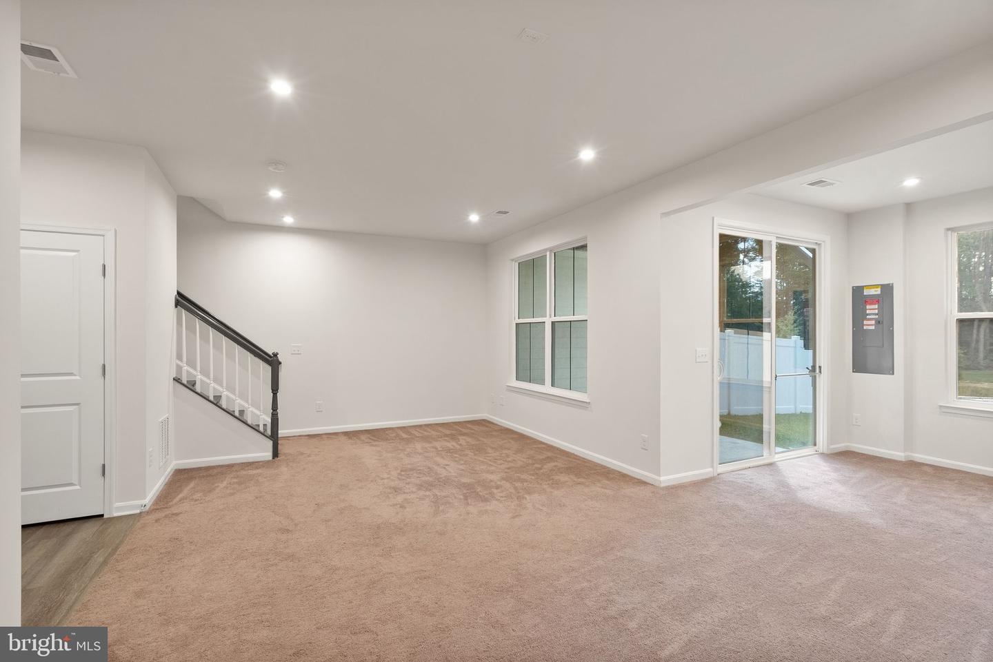 4087 ELIZABETH REED WAY, WOODBRIDGE, Virginia 22192, 3 Bedrooms Bedrooms, ,3 BathroomsBathrooms,Residential,For sale,4087 ELIZABETH REED WAY,VAPW2103312 MLS # VAPW2103312