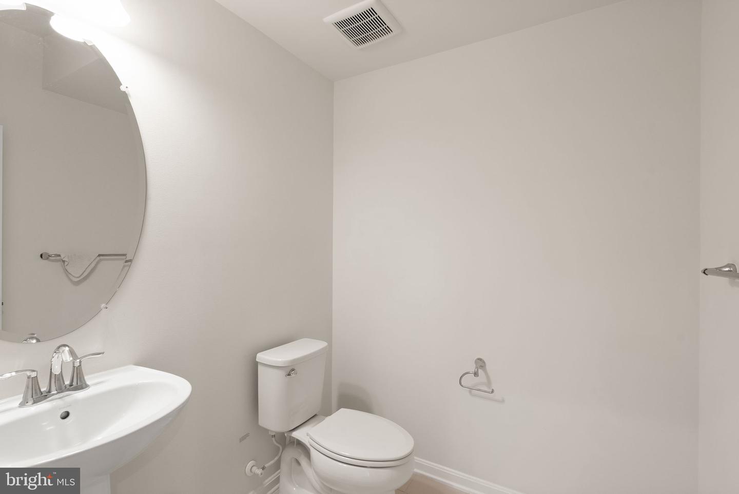 4087 ELIZABETH REED WAY, WOODBRIDGE, Virginia 22192, 3 Bedrooms Bedrooms, ,3 BathroomsBathrooms,Residential,For sale,4087 ELIZABETH REED WAY,VAPW2103312 MLS # VAPW2103312