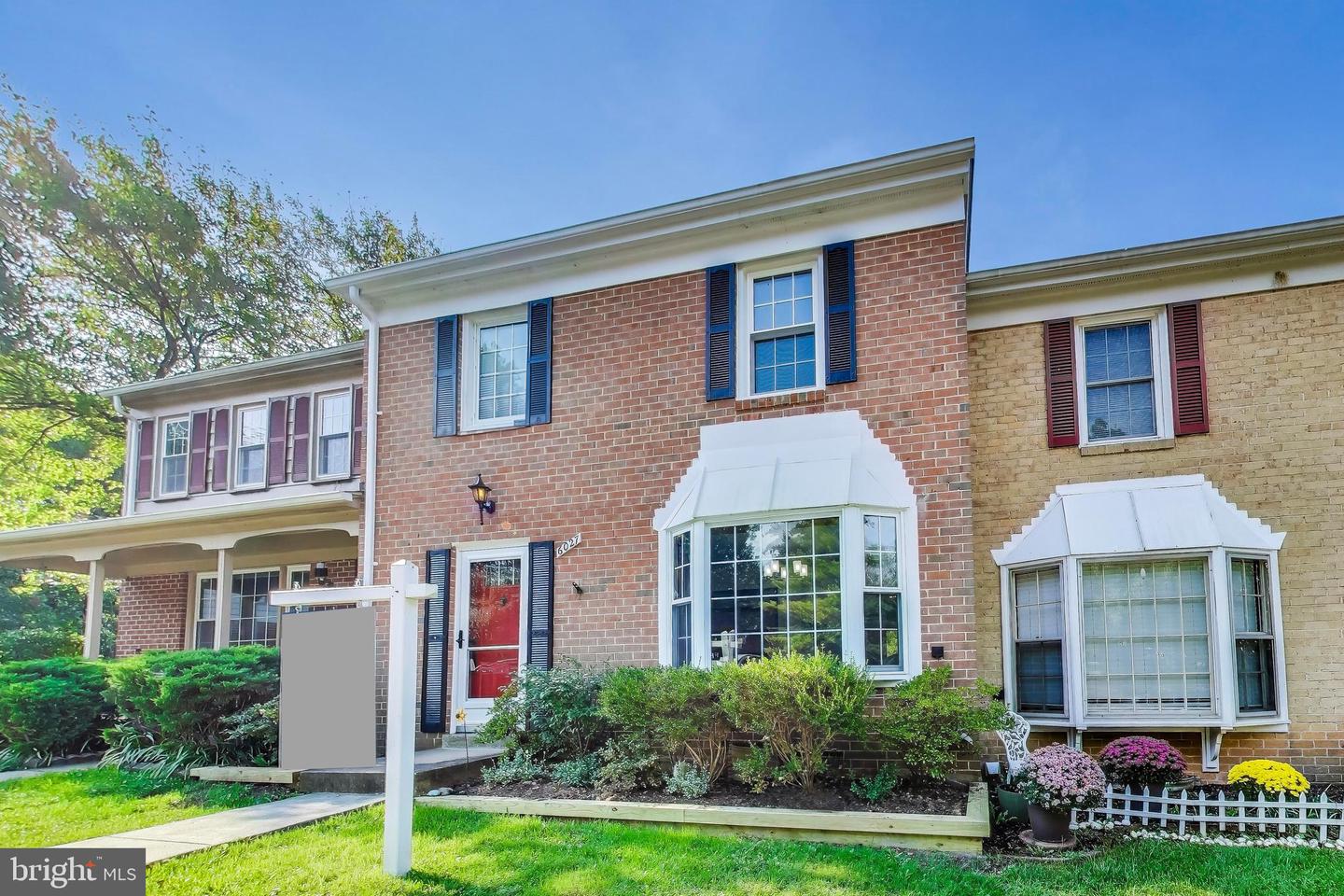 6027 KERRWOOD ST, BURKE, Virginia 22015, 3 Bedrooms Bedrooms, ,2 BathroomsBathrooms,Residential,For sale,6027 KERRWOOD ST,VAFX2265196 MLS # VAFX2265196