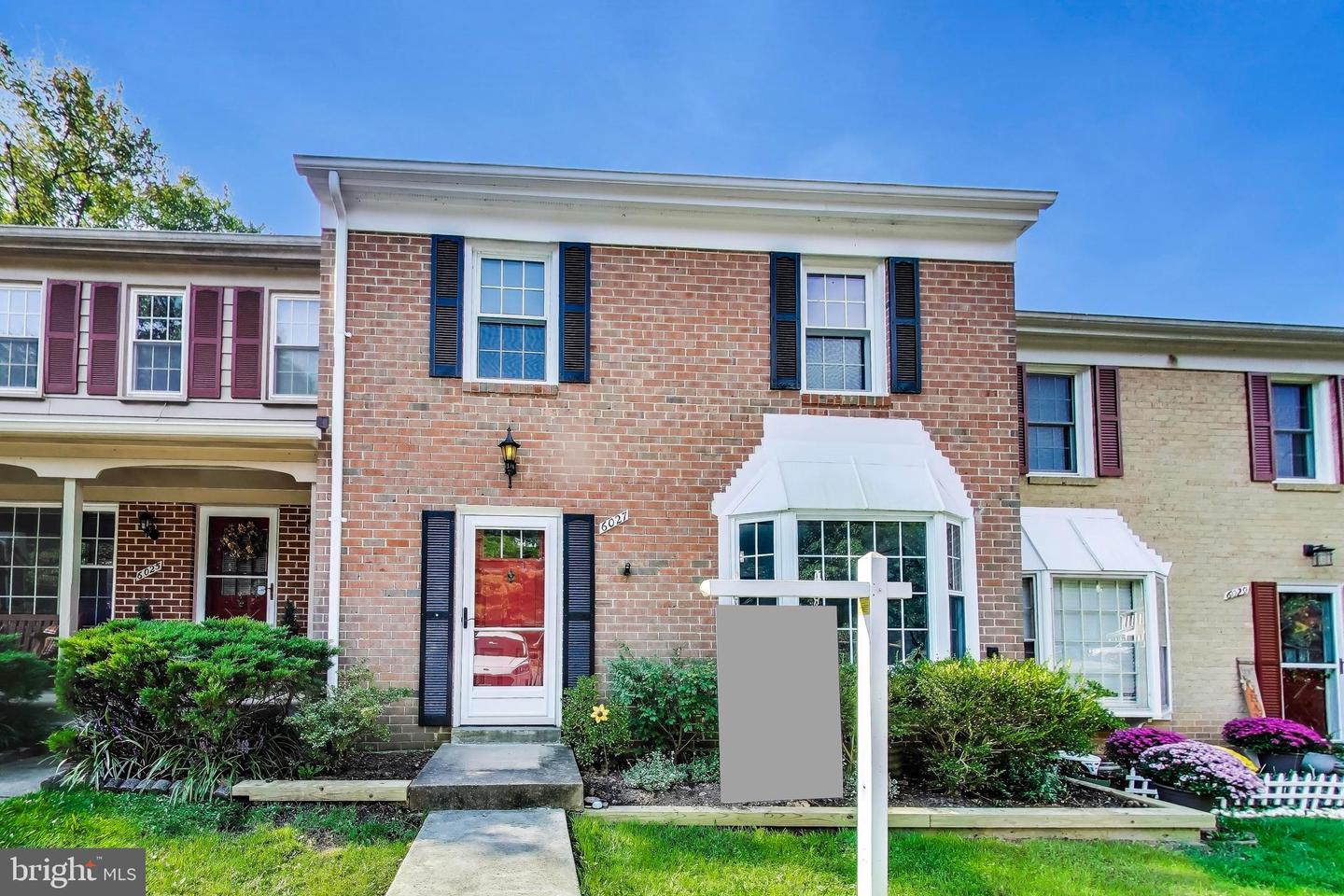 6027 KERRWOOD ST, BURKE, Virginia 22015, 3 Bedrooms Bedrooms, ,2 BathroomsBathrooms,Residential,For sale,6027 KERRWOOD ST,VAFX2265196 MLS # VAFX2265196