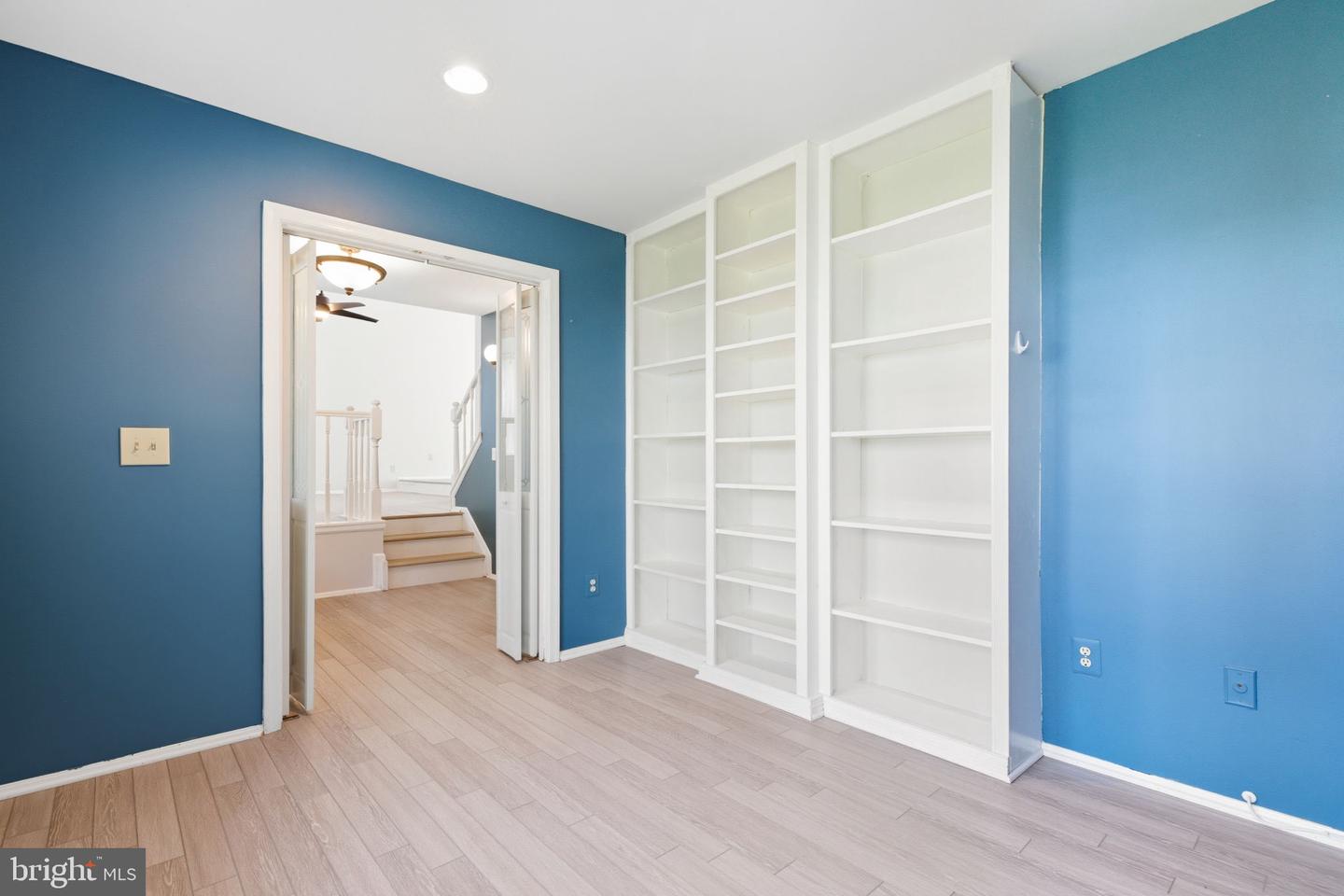 13 BRAXTON DR, STERLING, Virginia 20165, 3 Bedrooms Bedrooms, ,2 BathroomsBathrooms,Residential,For sale,13 BRAXTON DR,VALO2106262 MLS # VALO2106262