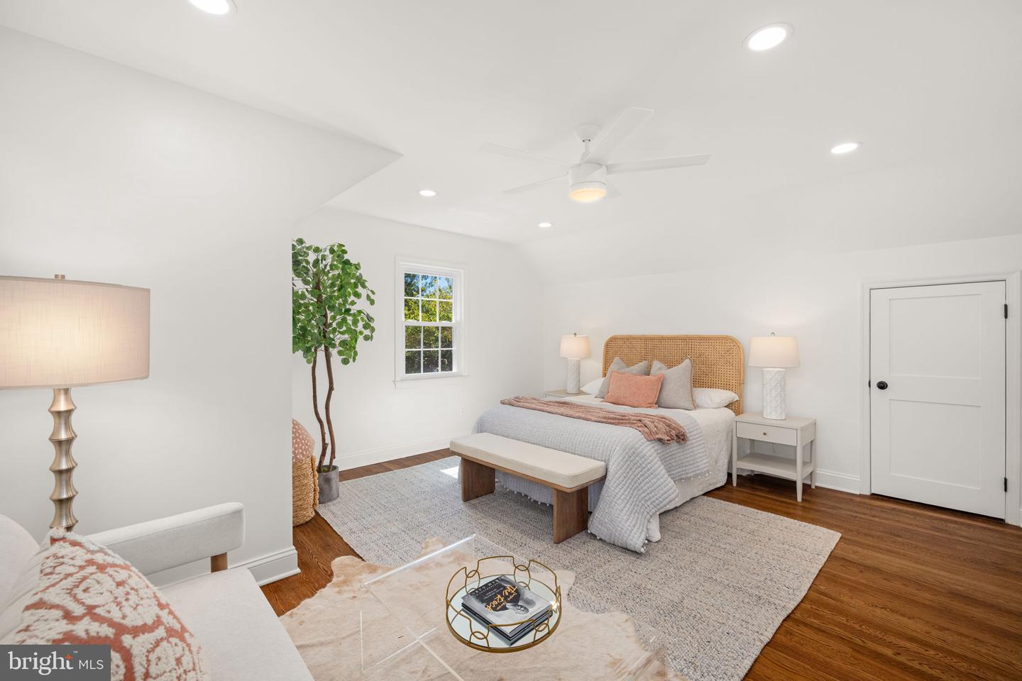 8415 RIVERSIDE RD, ALEXANDRIA, Virginia 22308, 4 Bedrooms Bedrooms, ,3 BathroomsBathrooms,Residential,For sale,8415 RIVERSIDE RD,VAFX2265348 MLS # VAFX2265348