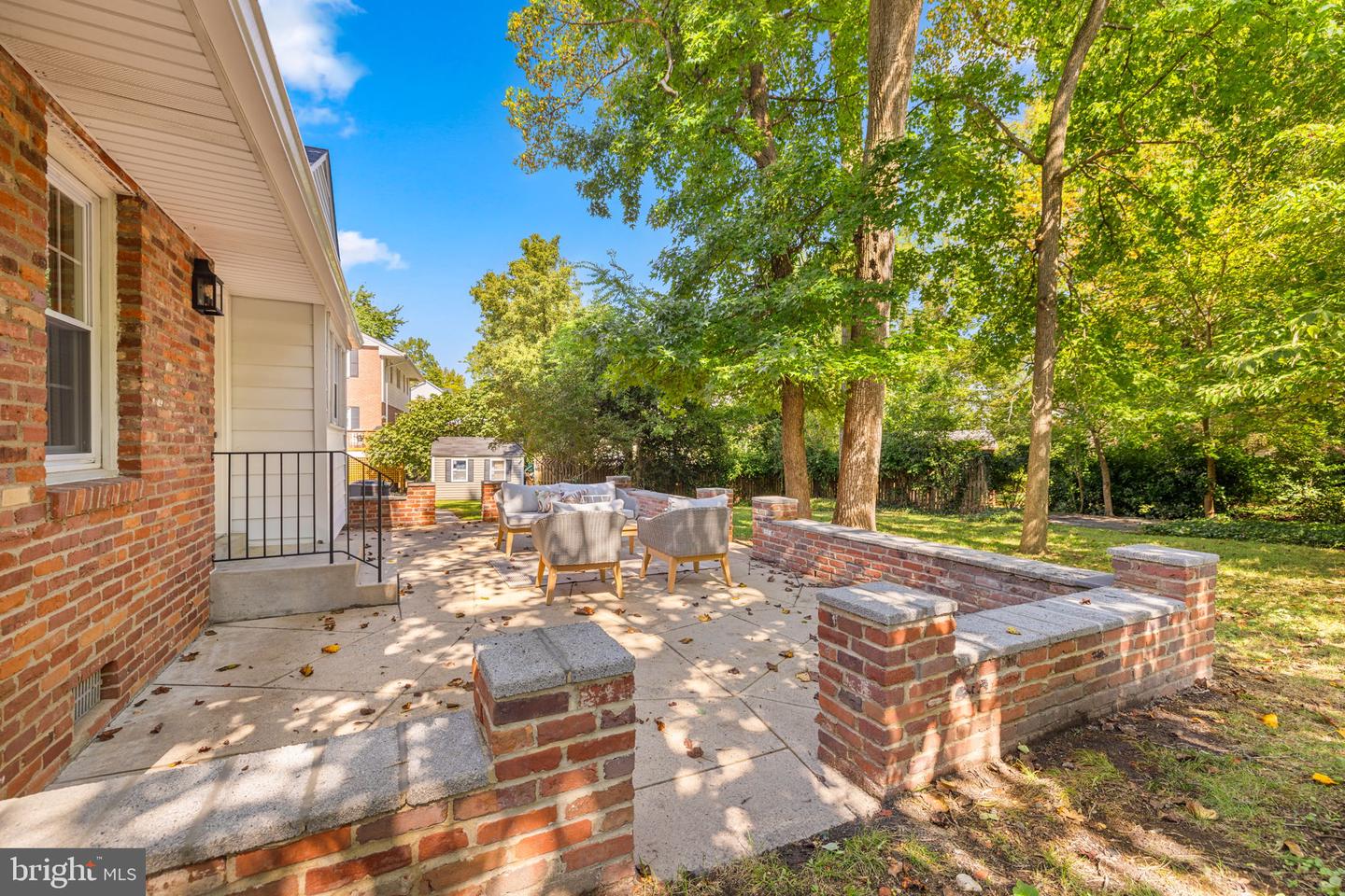 8415 RIVERSIDE RD, ALEXANDRIA, Virginia 22308, 4 Bedrooms Bedrooms, ,3 BathroomsBathrooms,Residential,For sale,8415 RIVERSIDE RD,VAFX2265348 MLS # VAFX2265348