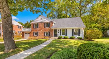 8415 RIVERSIDE RD, ALEXANDRIA, Virginia 22308, 4 Bedrooms Bedrooms, ,3 BathroomsBathrooms,Residential,For sale,8415 RIVERSIDE RD,VAFX2265348 MLS # VAFX2265348