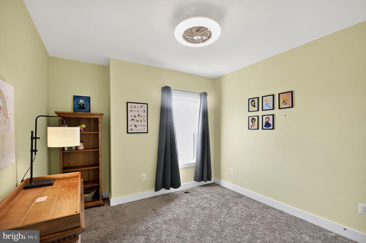44852 TIVERTON SQ, ASHBURN, Virginia 20147, 3 Bedrooms Bedrooms, ,2 BathroomsBathrooms,Residential,For sale,44852 TIVERTON SQ,VALO2106314 MLS # VALO2106314