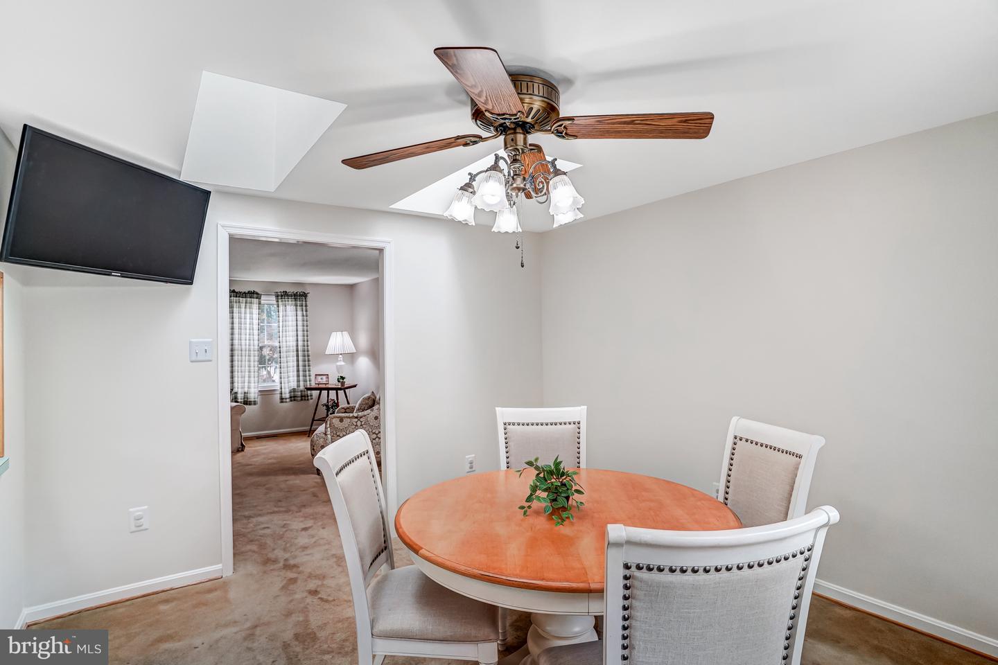 4107 MOUNT ECHO LN, FAIRFAX, Virginia 22033, 4 Bedrooms Bedrooms, ,3 BathroomsBathrooms,Residential,For sale,4107 MOUNT ECHO LN,VAFX2265764 MLS # VAFX2265764