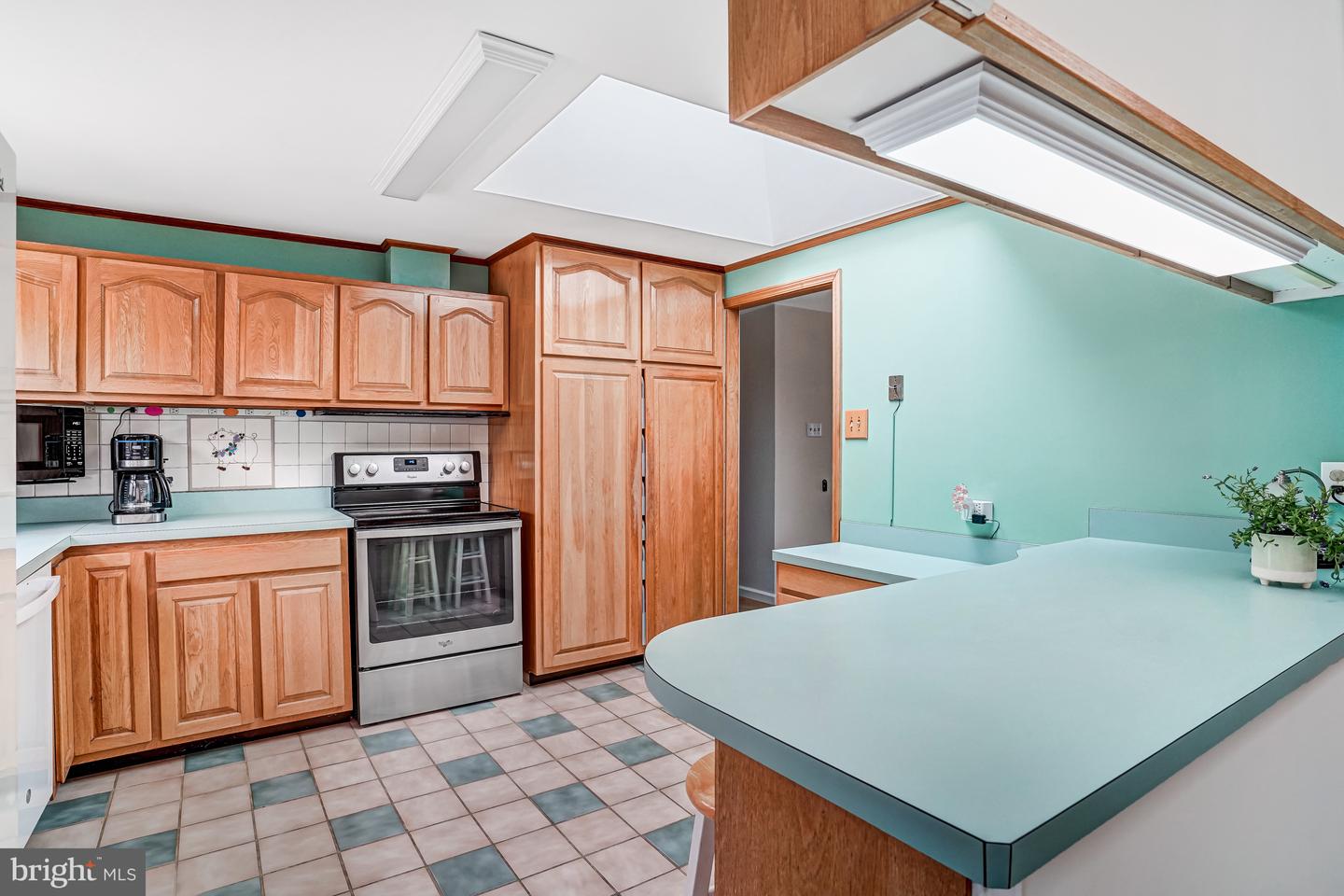 4107 MOUNT ECHO LN, FAIRFAX, Virginia 22033, 4 Bedrooms Bedrooms, ,3 BathroomsBathrooms,Residential,For sale,4107 MOUNT ECHO LN,VAFX2265764 MLS # VAFX2265764