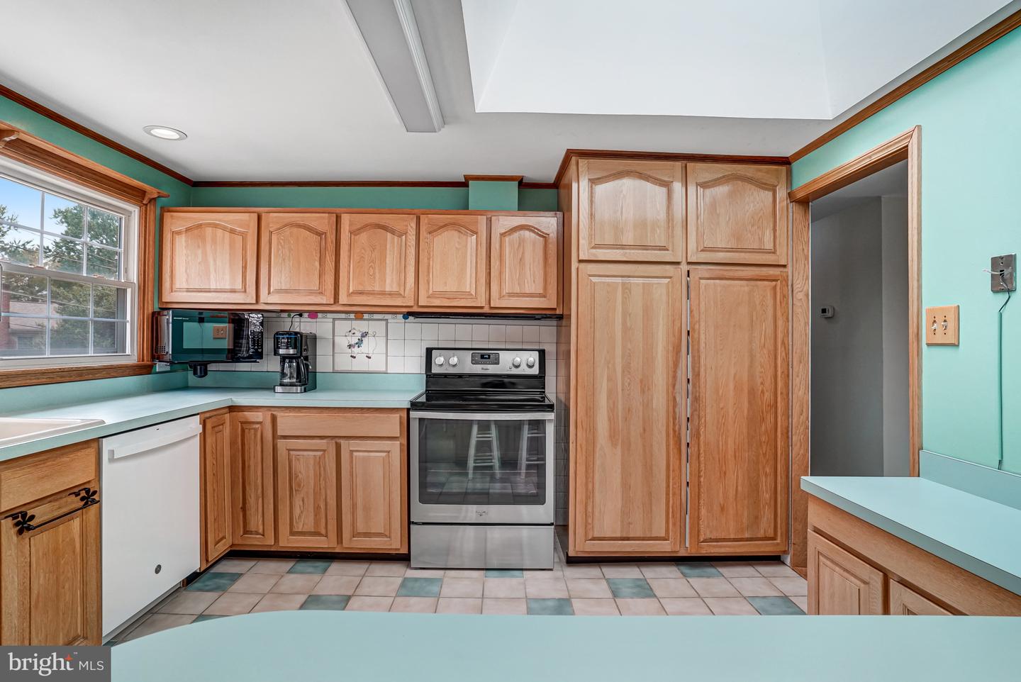 4107 MOUNT ECHO LN, FAIRFAX, Virginia 22033, 4 Bedrooms Bedrooms, ,3 BathroomsBathrooms,Residential,For sale,4107 MOUNT ECHO LN,VAFX2265764 MLS # VAFX2265764