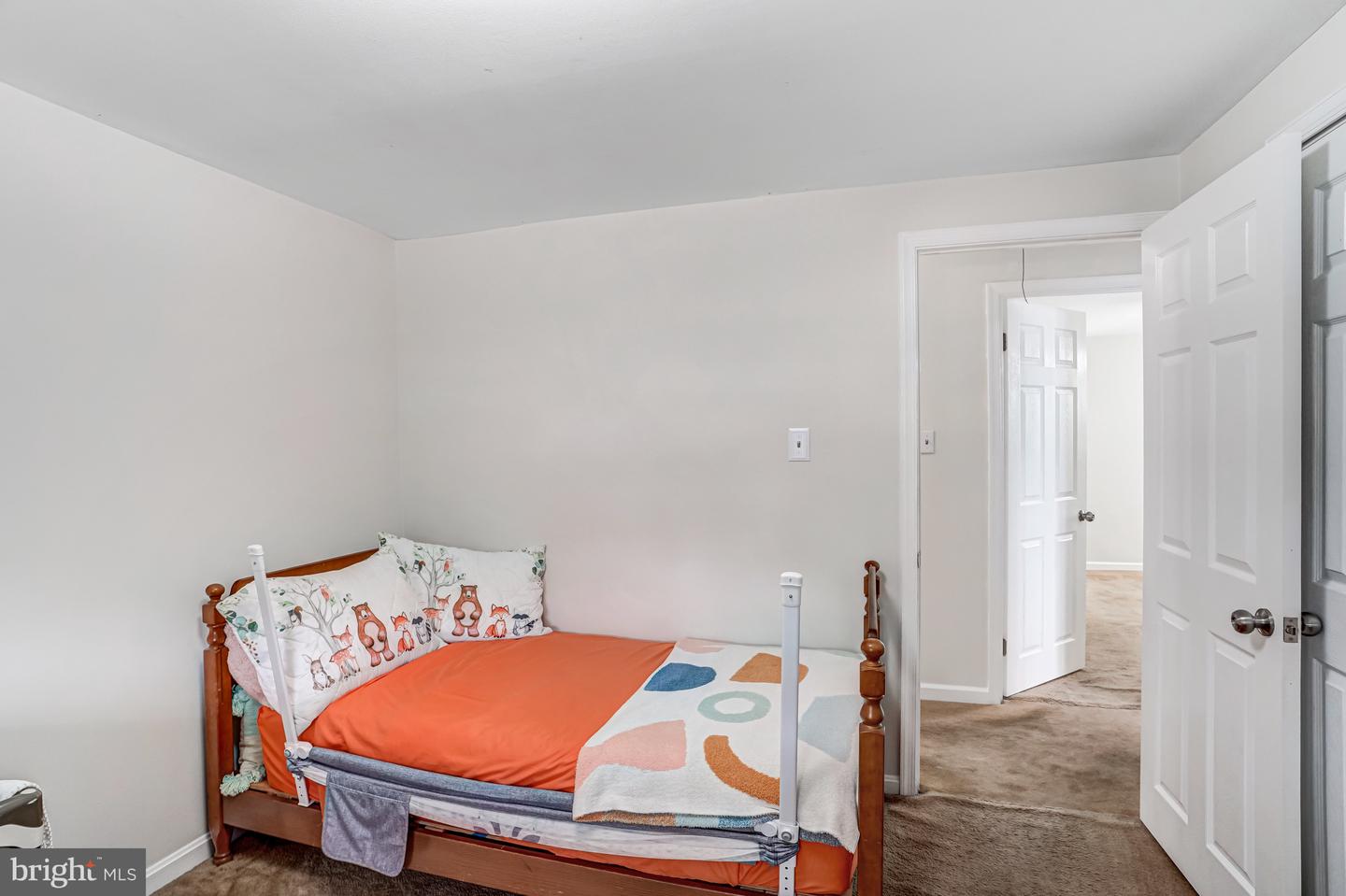 4107 MOUNT ECHO LN, FAIRFAX, Virginia 22033, 4 Bedrooms Bedrooms, ,3 BathroomsBathrooms,Residential,For sale,4107 MOUNT ECHO LN,VAFX2265764 MLS # VAFX2265764