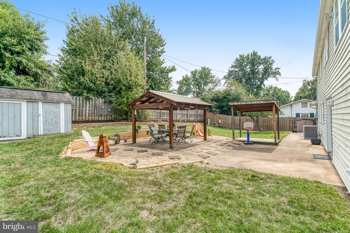 4107 MOUNT ECHO LN, FAIRFAX, Virginia 22033, 4 Bedrooms Bedrooms, ,3 BathroomsBathrooms,Residential,For sale,4107 MOUNT ECHO LN,VAFX2265764 MLS # VAFX2265764