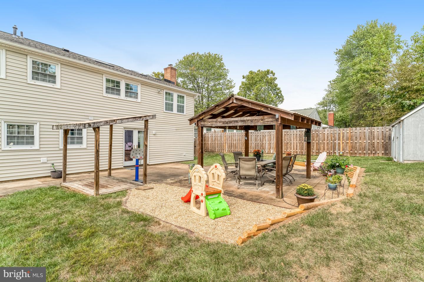 4107 MOUNT ECHO LN, FAIRFAX, Virginia 22033, 4 Bedrooms Bedrooms, ,3 BathroomsBathrooms,Residential,For sale,4107 MOUNT ECHO LN,VAFX2265764 MLS # VAFX2265764
