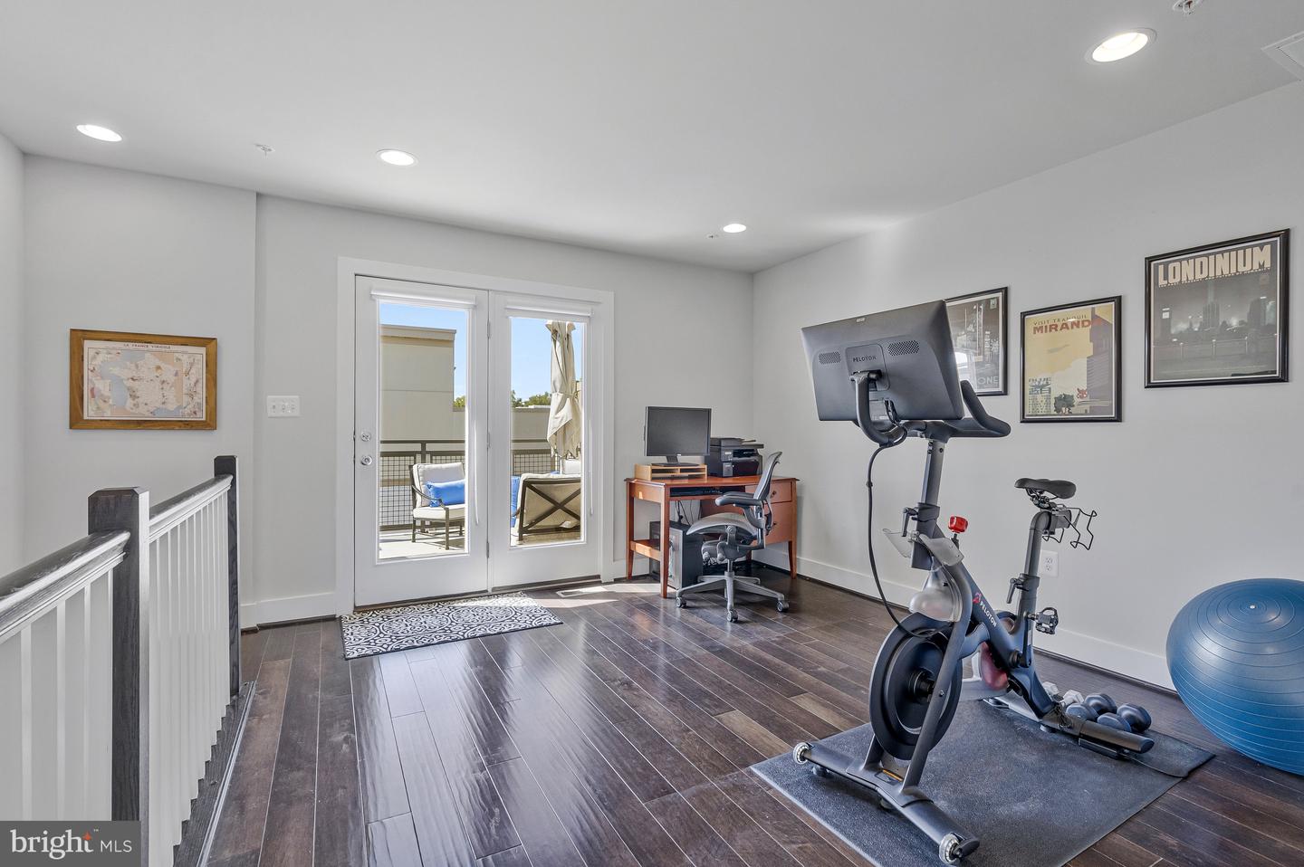 4810 GARDEN VIEW LN, CHANTILLY, Virginia 20151, 3 Bedrooms Bedrooms, ,3 BathroomsBathrooms,Residential,For sale,4810 GARDEN VIEW LN,VAFX2265872 MLS # VAFX2265872