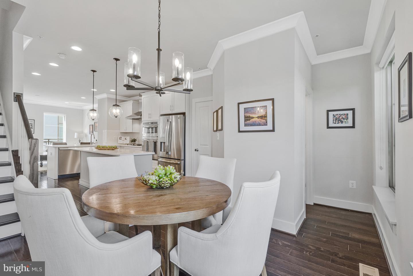 4810 GARDEN VIEW LN, CHANTILLY, Virginia 20151, 3 Bedrooms Bedrooms, ,3 BathroomsBathrooms,Residential,For sale,4810 GARDEN VIEW LN,VAFX2265872 MLS # VAFX2265872