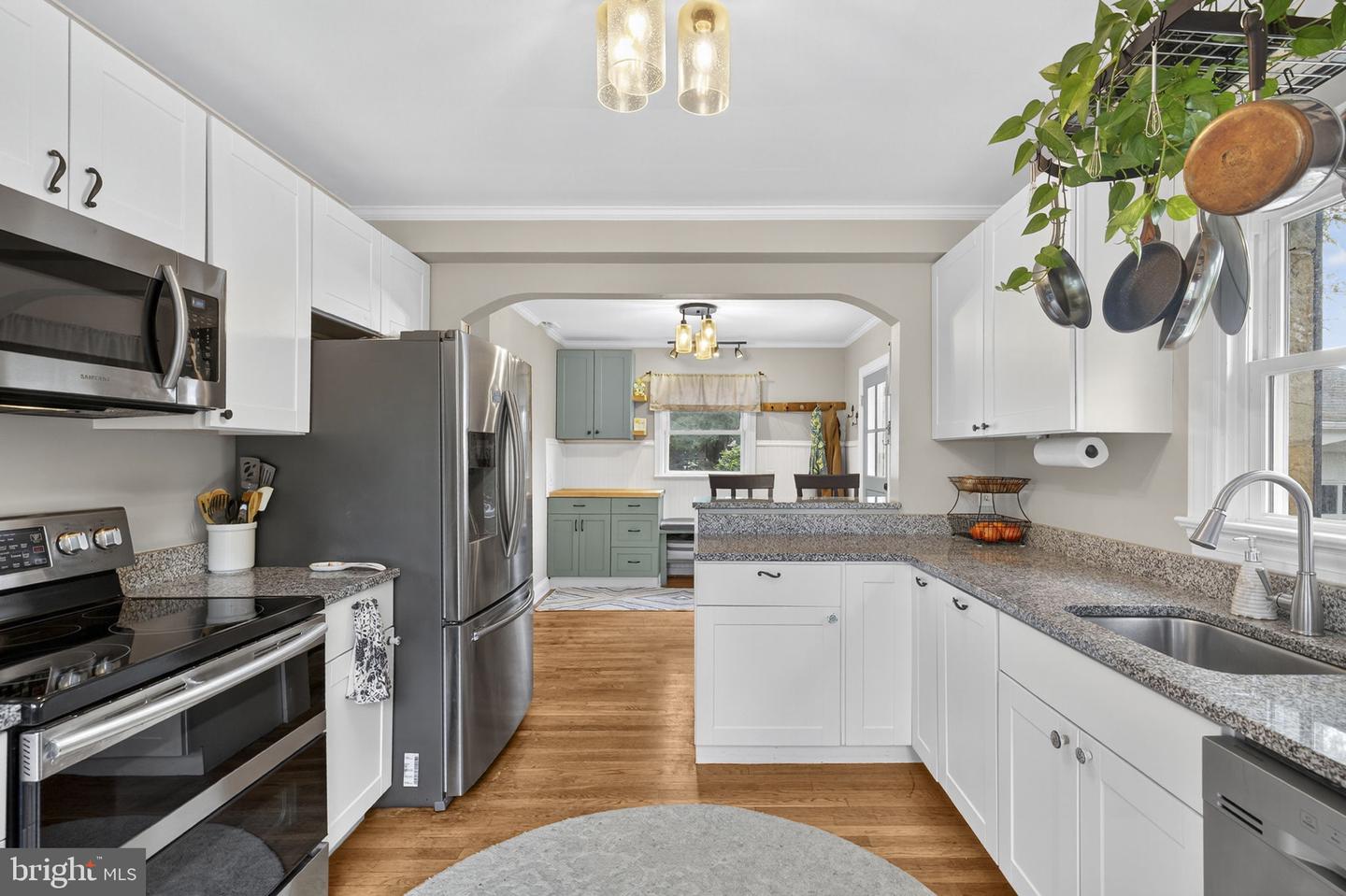 141 BLUE RIDGE ST, WARRENTON, Virginia 20186, 4 Bedrooms Bedrooms, ,3 BathroomsBathrooms,Residential,For sale,141 BLUE RIDGE ST,VAFQ2018232 MLS # VAFQ2018232
