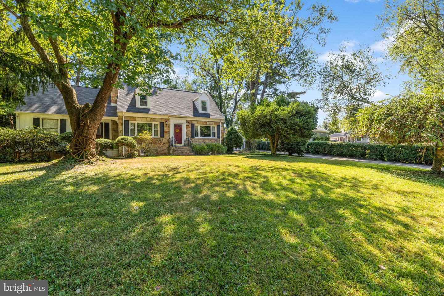 141 BLUE RIDGE ST, WARRENTON, Virginia 20186, 4 Bedrooms Bedrooms, ,3 BathroomsBathrooms,Residential,For sale,141 BLUE RIDGE ST,VAFQ2018232 MLS # VAFQ2018232