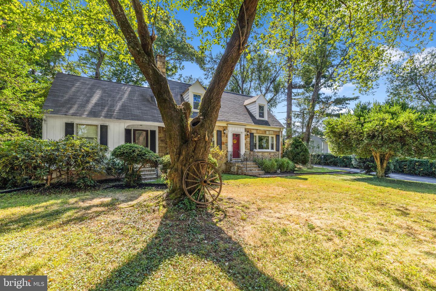 141 BLUE RIDGE ST, WARRENTON, Virginia 20186, 4 Bedrooms Bedrooms, ,3 BathroomsBathrooms,Residential,For sale,141 BLUE RIDGE ST,VAFQ2018232 MLS # VAFQ2018232