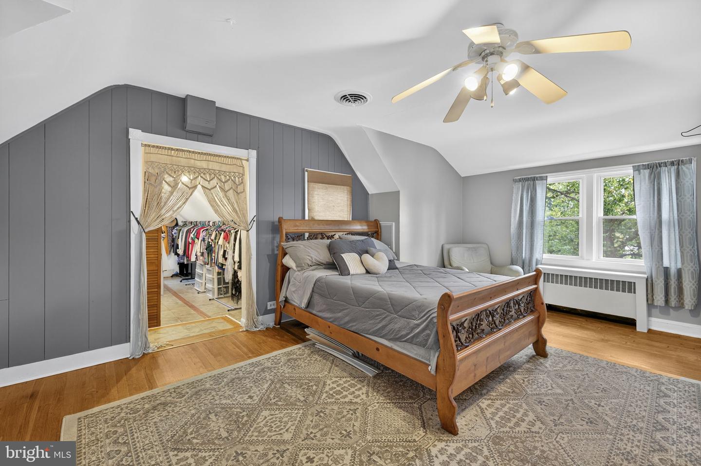 141 BLUE RIDGE ST, WARRENTON, Virginia 20186, 4 Bedrooms Bedrooms, ,3 BathroomsBathrooms,Residential,For sale,141 BLUE RIDGE ST,VAFQ2018232 MLS # VAFQ2018232