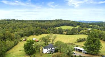 509 CASTLETON FORD RD, CASTLETON, Virginia 22716, 4 Bedrooms Bedrooms, ,4 BathroomsBathrooms,Residential,For sale,509 CASTLETON FORD RD,VARP2002252 MLS # VARP2002252