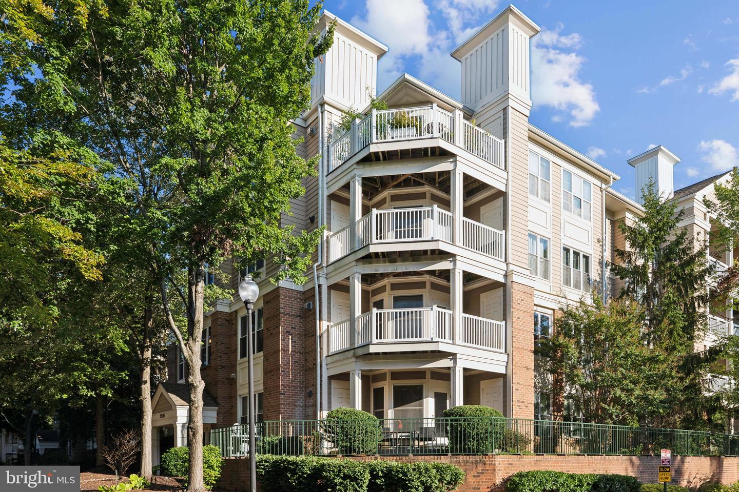 12919 ALTON SQ #215, HERNDON, Virginia 20170, 2 Bedrooms Bedrooms, ,2 BathroomsBathrooms,Residential,For sale,12919 ALTON SQ #215,VAFX2265992 MLS # VAFX2265992