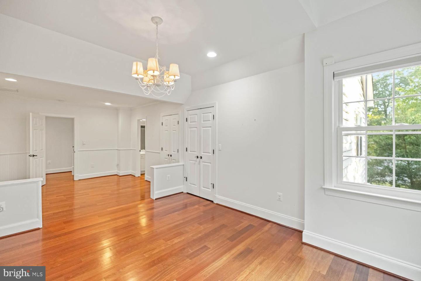 11910 CRAYTON CT, HERNDON, Virginia 20170, 5 Bedrooms Bedrooms, ,4 BathroomsBathrooms,Residential,For sale,11910 CRAYTON CT,VAFX2266102 MLS # VAFX2266102