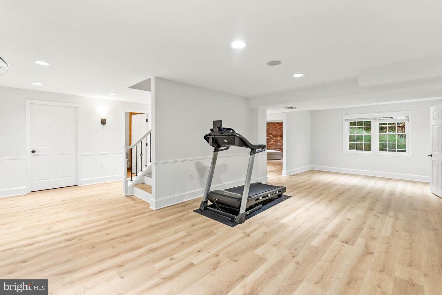 11910 CRAYTON CT, HERNDON, Virginia 20170, 5 Bedrooms Bedrooms, ,4 BathroomsBathrooms,Residential,For sale,11910 CRAYTON CT,VAFX2266102 MLS # VAFX2266102