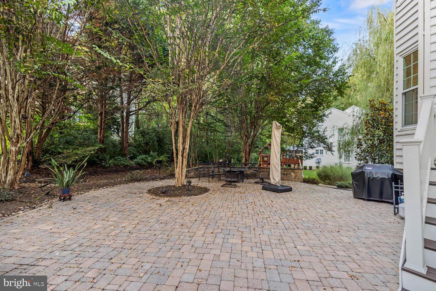 11910 CRAYTON CT, HERNDON, Virginia 20170, 5 Bedrooms Bedrooms, ,4 BathroomsBathrooms,Residential,For sale,11910 CRAYTON CT,VAFX2266102 MLS # VAFX2266102